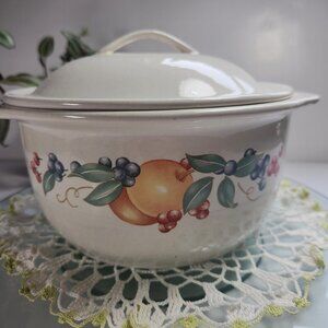 Corelle Coordinates 1.5 Quart Covered Casserole Abundance Fruit Stoneware